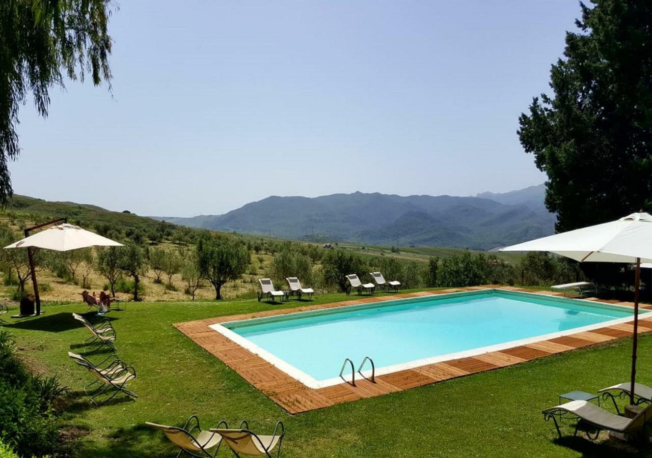 Masseria Rossella เปียนาเดยีอัลบาเนซี ภายนอก รูปภาพ